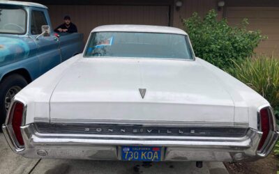 1964 PONTIAC BONNEVILLE 4 DHT PÅ VÄG 125000KR