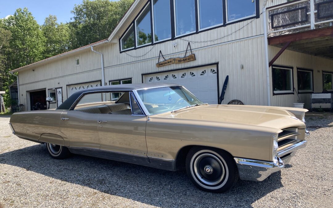 1966 PONTIAC BONNEVILLE 4 DHT SURVIVOR 235000KR